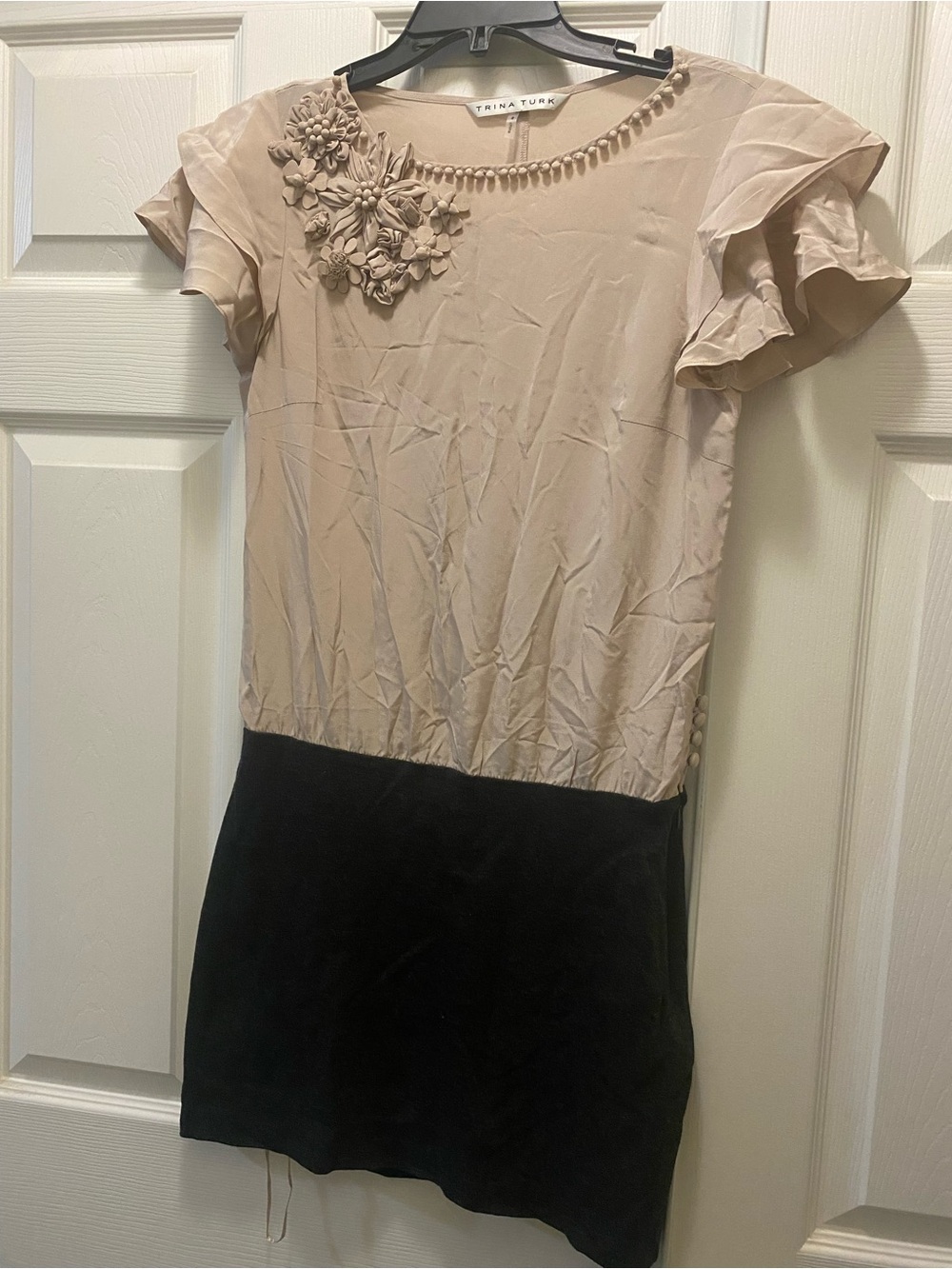 Trina Turk Beige and Black Short Sleeve Applique Mini Dress